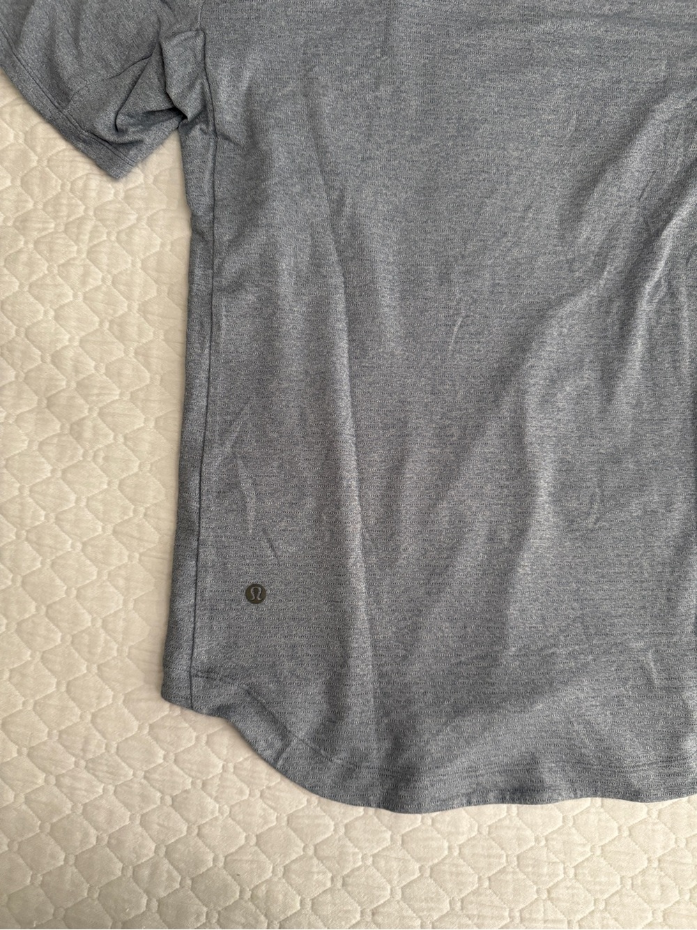 lululemon athletica Blue/Gray Short Sleeve Crew Tee - Picture 3 of 4